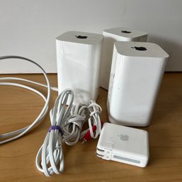 Apple Airport Bases And Express Base Station (MC, Garage)