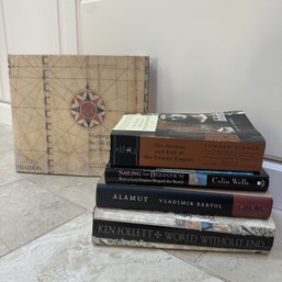 Assorted Books Including History & Art (FR)