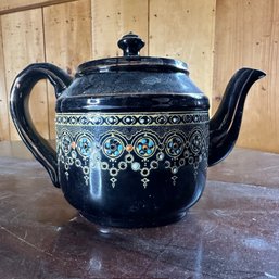 Vintage World War II Made In England Tea Pot (Barn UP)