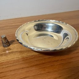 Sterling Silver Dish And Small Decorative Thimble (DR)