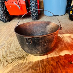 Wagner Cast Iron Dutch Oven (Shed)