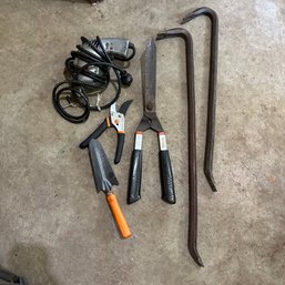 Assorted Tools, Crowbars, Gardening Shovel, & More (Garage Back)