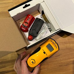 Laser Level & Studfinder (office)