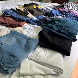 Large Lot Of Ladies Clothing Incl. Land's End, J. Jill, Banana Republic, & More (UP2)