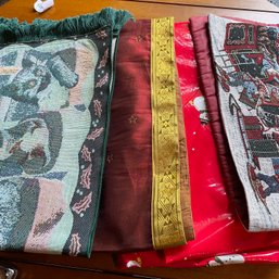 Lot Of Christmas Tablecloth And Table Runners (garage)