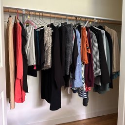 Beautiful Ladies Clothing Lot Including Banana Republic, Calvin Klein, J. Jill, & More (UP2 Closet)