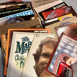 Mixed Vinyl Record Lot, Classic Rock, Folk, Country, 60s 70s 80s Excellent Condition!  (MB7) (Bsmt)