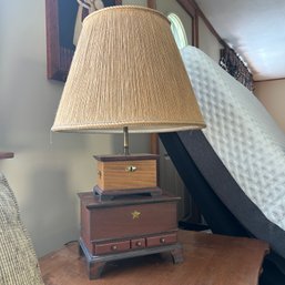 'stacked Wooden Box' Table Lamp (DR)