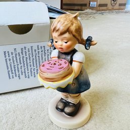 Vintage Goebel 'Sweet As Can Be' Figure With Box (Living Room)
