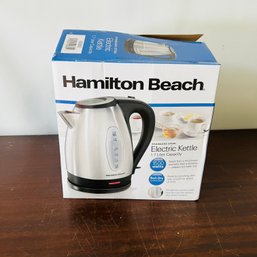 Hamilton Beach Electric Kettle - Open Box (CMH)