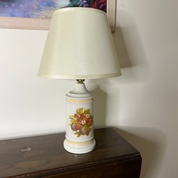 Vintage Table Lamp With Strawberries (DR)