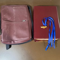 Life Application Study Bible With Bible Gear Carrying Case (B2)
