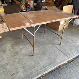 Vintage Metal Folding Table, Some Rust (57808) (Garage)