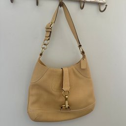 Beautiful Soft Yellow COACH Leather Purse