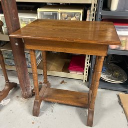 Vintage Rectangular Wooden Side Table (bsmt)