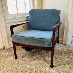 Vintage MCM Wooden Armchair With Blue Cushions (Mudroom)