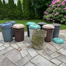 Large Lot Of Trash Bins With Lids (Back Patio)