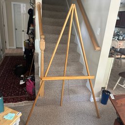 Large Wooden Easel (LR)