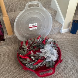 Holiday Wreath With Cardinals In Wreath Storage Container (LR)