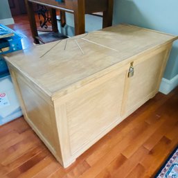 Big Wood Storage Box With Etched Sunburst Design (has Padlock With No Key) (LR)
