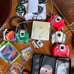 SEGA Dreamcast Console With Controllers & Games, XBOX & Playstation Games (b1)