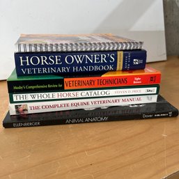 Horse/Veterinary Book Lot (NK)