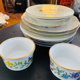 Mixed Lot Of Small China Dishes & Bowls With Floral And Fruit Patterns (Living Room)