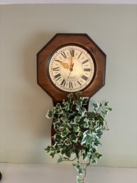 Beautiful Hanging New England Clock With Small Holder (LV)