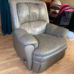 Comfy! Gray Rockerrecliner Swivel Chair In Nice Condition (R1)