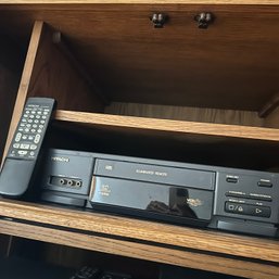 Hitachi VHS Player With Remote (LR)