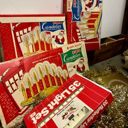 Vintage Christmas Lot: Inc Window Lights, Garland, And More (BSMT)