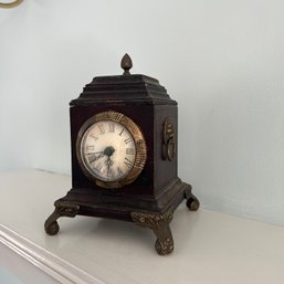 Decorative Reproduction Wooden Mantel Clock (LRoom 29853)
