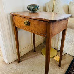 Vintage End Table With Drawer (living Room)