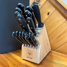 Knives In Wustoff Knife Block, Mostly Wustoff (DR)