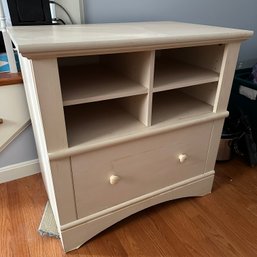 Filing Cabinet With Shelving (Entry)