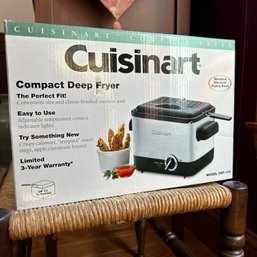 New In Box CUISINART Compact Deep Fryer, Model CDF100, Fits Up To 3/4 Pound (DR)