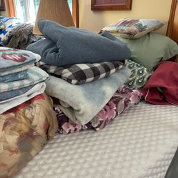 Living Room Linens Lot Including Pillows, Sheet Set, Throws, Towels  (DR)