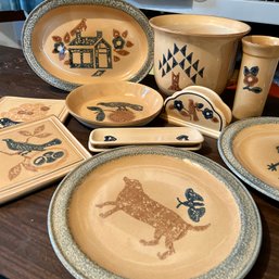 Vintage Collection Of Pfaltzgraff America Folk Art Pottery (BSMT)