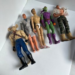 Lot Of 12' Action Figures (NK)