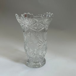 Beautiful Vintage Cut Crystal Glass Vase (Living Room)