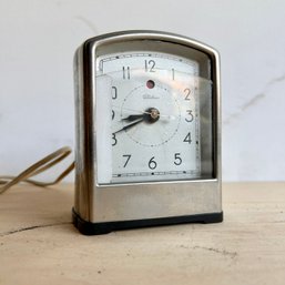 Vintage TELECHRON Desk Clock, Needs Repaired Glass Front (IS)