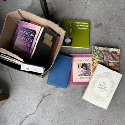 Miscellaneous Book Lot (Barn)