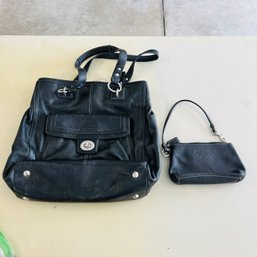 Coach Leather Purse And Wristlet In Black