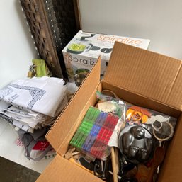 Lot Of Assorted Kitchen/dining Room Supplies (NK)