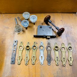 Assorted Vintage Door Knobs And Hardware Lot (Basement Workshop)