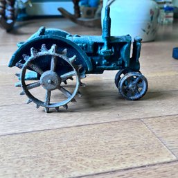 Vintage Cast Iron Farm Tractor Replica (DR)