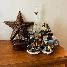Assorted Decorative Items (BR 2)