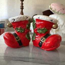 Vintage Made In Japan Holiday Boots Salt & Pepper Shakers - Small Chip On Bottom (MB)