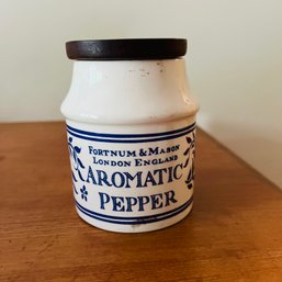 Fortnum And Mason Aromatic Pepper Jar With Wooden Lid (BR 2)