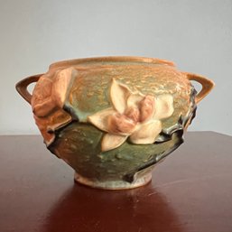 Vintage Roseville Magnolia Brown Pottery Vase (LR)